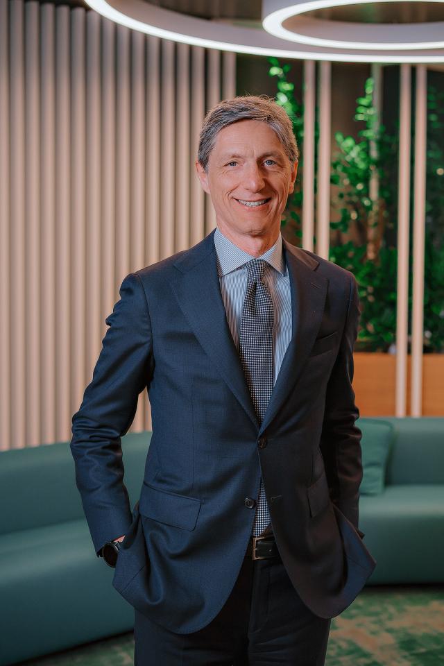 Snam, presentato Piano Strategico 2025-2029, &euro;12,4 miliardi per infrastruttura paneuropea multi-molecola, focus su sicurezza energetica e transizione verso il Net Zero 