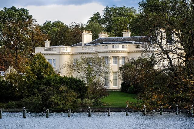 Londra, mistero sull'acquirente di una delle pi&ugrave; famose ville della citt&agrave; venduta al prezzo record di 164 milioni di euro