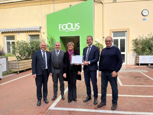 Aspi sostiene FOQUS con una donazione per nuove ringhiere, spazi sicuri per bambini e ragazzi nei Quartieri Spagnoli di Napoli