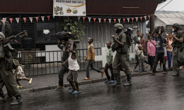 Membri dell'M23 a Goma