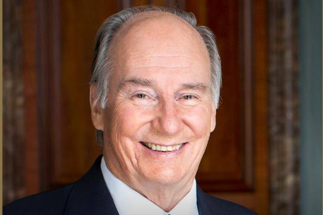 Addio a Karim Aga Khan, morto a Lisbona il fondatore della Costa Smeralda in Sardegna e sovrano ereditario pi&ugrave; ricco al mondo, aveva 88 anni