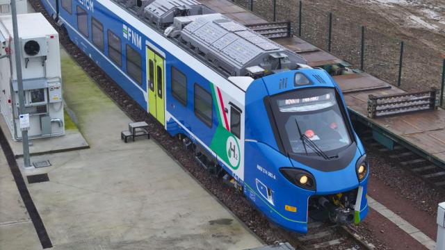 H2iseO, in corso nel sito di Rovato il test di rifornimento per il primo treno a idrogeno in Italia in servizio entro il 2026