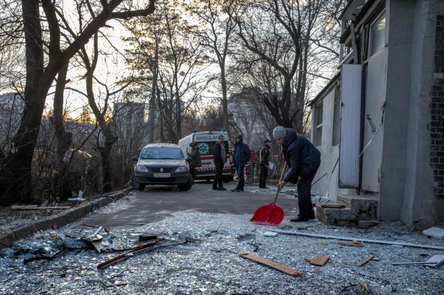 Ucraina, tra l'Ue che difende una guerra per procura degli Usa al realismo di Hegseth sulla concessione di territori di Kiev