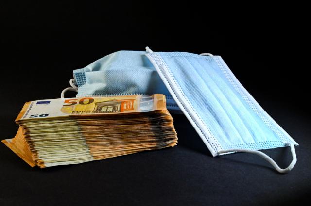 Commissione d&rsquo;inchiesta covid, FdI: &ldquo;Importate 880 mln di mascherine contraffatte pagate 1,25 mld &euro;, 7 euro l'una, 4 volte il prezzo del mercato&rdquo;