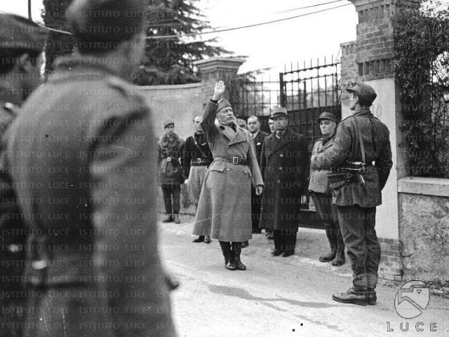 Sal&ograve; revoca cittadinanza onoraria a Benito Mussolini dopo 101 anni, mozione di Civica Salò (csx), 12 sì, 3 contrari&nbsp;e&nbsp;un&nbsp;astenuto