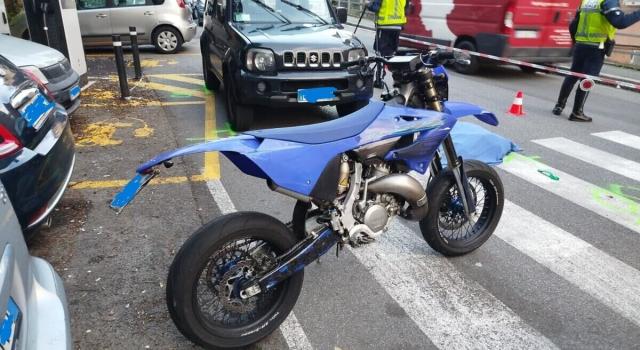 Genova, automobile e motocicletta si scontrano a Borgoratti, perde la vita uno studente di sedici anni