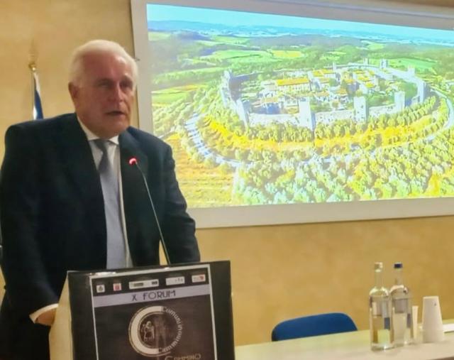 il governatore della Toscana Eugenio Giani a Monteriggioni