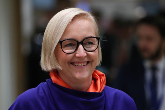 Estonia, vietato il russo nelle scuole dal 2030, lingua parlata dal 28% della popolazione, Kallas: "necessario per identificarsi come estoni e non come russi"