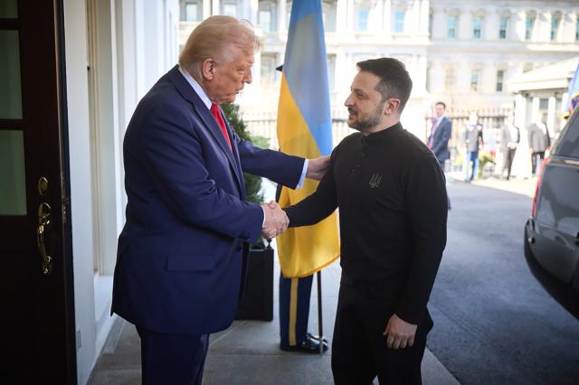 Il metodo Trump: costringe Zelensky a piegarsi, e l'Europa ad accettare il realismo sulla divisione dell'Ucraina