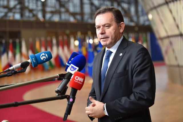 Portogallo, il governo di cdx cade dopo un anno, il premier Montenegro sfiduciato per accuse di conflitto d'interesse