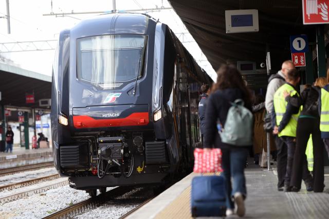 Sciopero dei treni 19 marzo 2025, nuovi disagi per i viaggiatori di Trenitalia, Italo e Trenord, tutta la rete ferroviaria in tilt