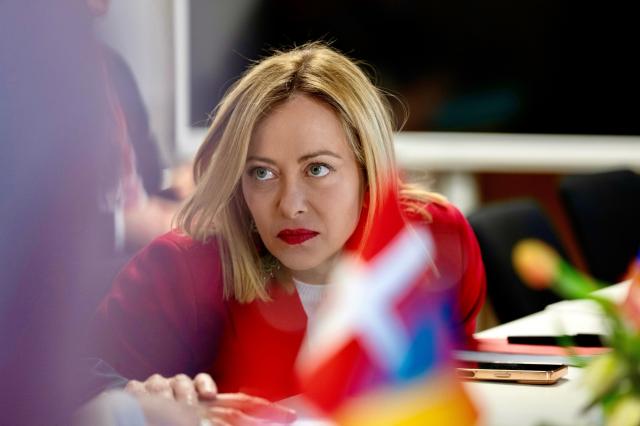 Ventotene, Meloni: "Ho fatto impazzire la sinistra, ho toccato un nervo scoperto, volevo dirlo gi&agrave; al Senato" 