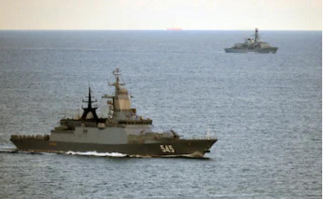 Le navi da guerra russe nella Manica possono colpire ovunque nel Regno Unito, e la flotta navale britannica &egrave; disarmata