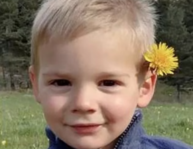 Caso &Egrave;mile Soleil, arrestati nonni e zii materni del bambino di 2 anni scomparso in Francia nel 2023 e poi trovato morto: omicidio volontario e occultamento di cadavere