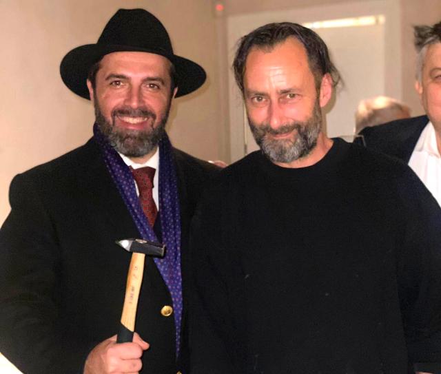 La galleria londinese Cris Contini Contemporary &egrave; lieta di annunciare la nuova mostra di Simon Berger, &ldquo;Tra Madre e Figlio&rdquo;, che si terr&agrave; dal 4 aprile al 4 maggio 2025 presso la Chiesa degli Artisti d