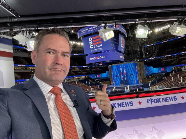 Chatgate, Trump decide di non licenziare il Congliere per la sicurezza nazionale Waltz, nonostante l'errore