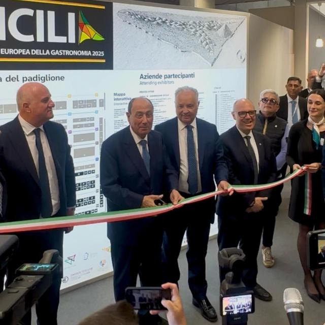 Vinitaly 2025: inaugurato il Padiglione 2 della Regione Siciliana con Schifani e Barbagallo 