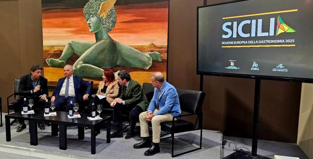 Regione Siciliana al Vinitaly 2025 il fenomeno Etna: quando il vino &egrave; cultura