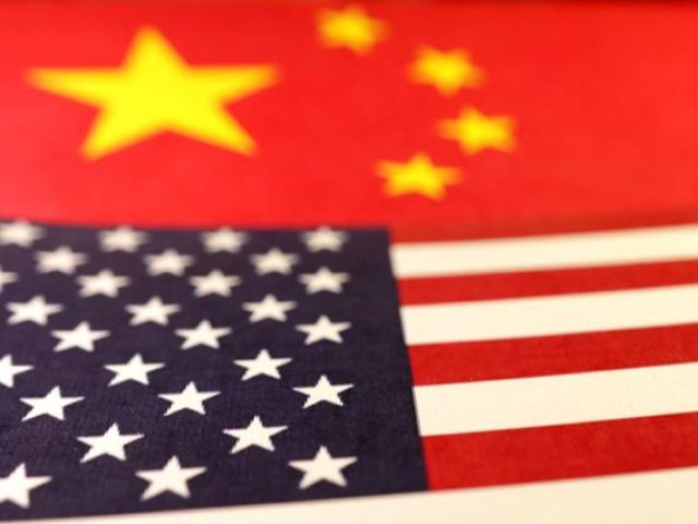 Dazi Usa alla Cina, Trump: "Da domani tariffe del 104%, attendo chiamata per accordo", Pechino replica: "Prepotenza economica"
