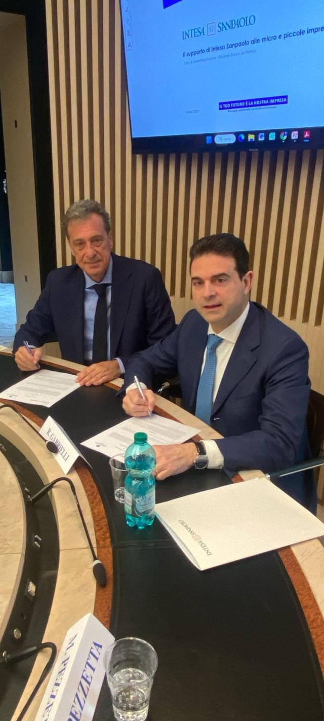 Intesa Sanpaolo, firmato accordo con Confcommercio Lazio per 310 mln di credito per la competitivit&agrave; con commissioni agevolate su pagamenti POS