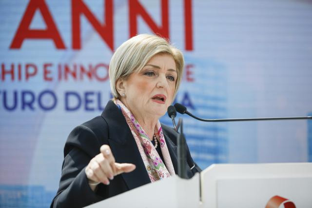 Laurea "falsa" del ministro Calderone, procura di Roma apre inchiesta ma senza indagati, lei: "Nessun reato, pronta a controdenuncia"