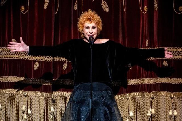 Ornella Vanoni riceve la laura honoris causa dall'Universit&agrave; Statale di Milano per la sua voce inconfondibile