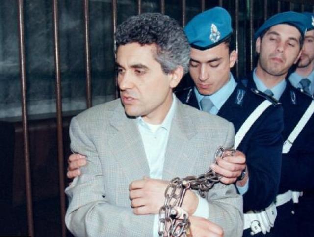 Pisa, killer di Maurizio Gucci Benedetto Ceraulo spara in faccia al figlio dopo lite e poi tenta il suicidio, ora &egrave; in fin di vita