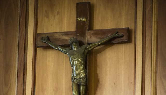 Sperare in un miracolo: che i potenti della terra riscoprano la fratellanza in Cristo, la centralit&agrave; dell&rsquo;amore, la compassione, il libero arbitrio