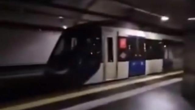 Blackout Spagna, Portogallo e sud Francia, stop a internet, linee telefoniche, semafori, treni, aerei, metro e produzione e fornitura elettricit&agrave; centrali nucleari