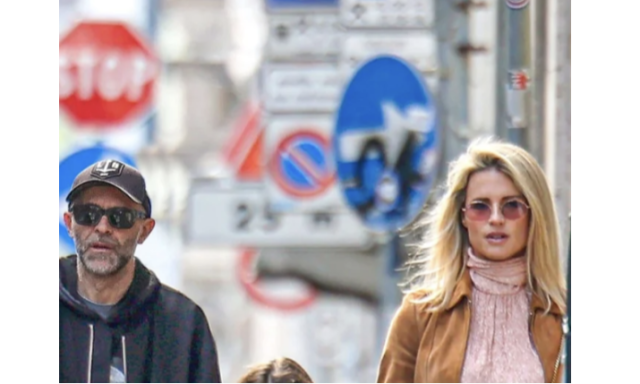 Michelle Hunziker e Stefano Rosso stanno insieme? La conduttrice e l'ex di Francesca Chillemi beccati per le vie di Milano con la figlia di lui