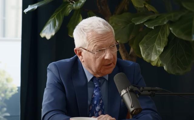 Il veterano dei corrispondenti di guerra tedeschi Patrik Baab intervistato dal Prof Diesen: "La Crimea ha scelto di far parte della Federazione Russia"