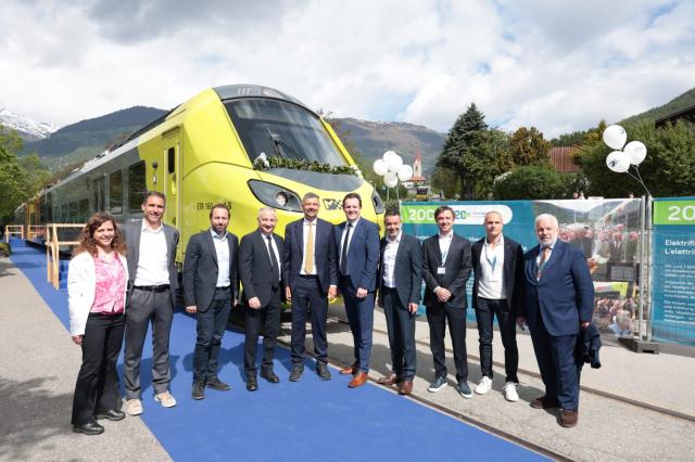 Alstom e STA, presentato il primo dei 21 Coradia Stream della nuova flotta di treni regionali per i collegamenti tra Alto Adige e Tirolo