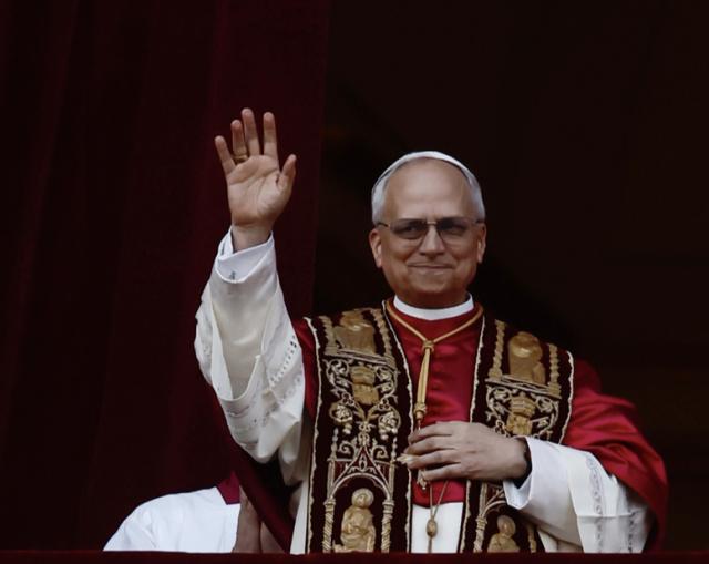 Gaza, Papa Leone XIV: "Nessun popolo pu&ograve; essere costretto all'esilio forzato", e sulla famiglia: "Istituzione inviolabile"