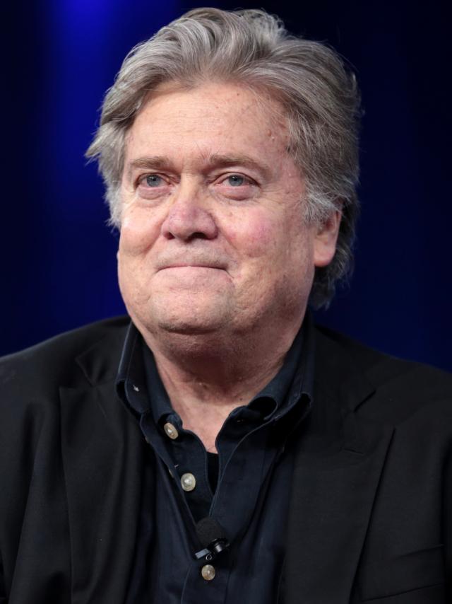 L'auto-goal geopolitico e culturale di Steve Bannon: un cattolico poco preparato e rozzamente ideologizzante