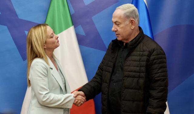 Memorandum militare Italia-Israele, 8 giugno rinnovo automatico, 10 giuristi diffidano governo: "Lo revochi o contribuir&agrave; ai crimini a Gaza"