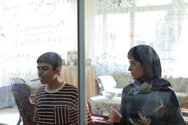 Intervista - Il regista iraniano Roustaee ha portato a Cannes in concorso una storia familiare 