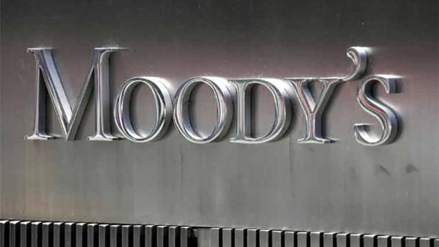 Moody's migliora l'outlook delle maggiori banche italiane, da UniCredit a BPM, Mps, Mediobanca, Intesa, BPER, BNL, CA Italia