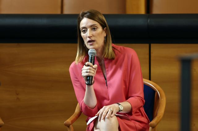 Gaza, Metsola: "Situazione catastrofica, inaccettabile la morte di cos&igrave; tante donne e bambini, siamo di fronte ad una tragedia"