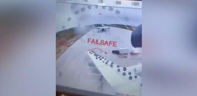 L'Ucraina colpisce 40 aerei russi, producendo di fatto una nuova Pearl Harbor. Siamo sull'orlo della guerra mondiale