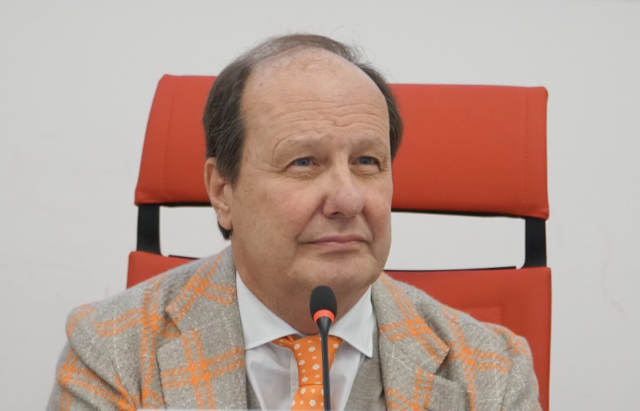 Screening genetico per tumori seno e ovaio. Ermanno Greco (S.I.d.R.): "Fondamentale suo ruolo nella fecondazione assistita"