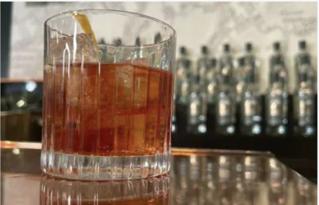 &ldquo;Il Negroni &egrave; un drink razzista&rdquo;, rissa sfiorata tra 7 giovani al bar Primavera di Pordenone, titolare: &ldquo;Assurdo, pensavo di averle viste tutte&rdquo;