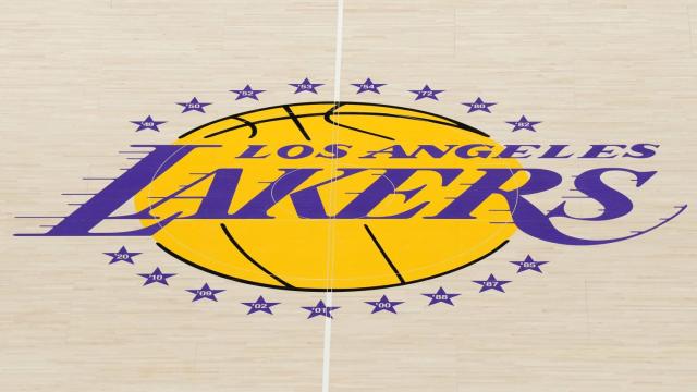 NBA, la squadra icona  dei Los Angeles Lakers cambia padrone per la somma record di 10 miliardi di dollari