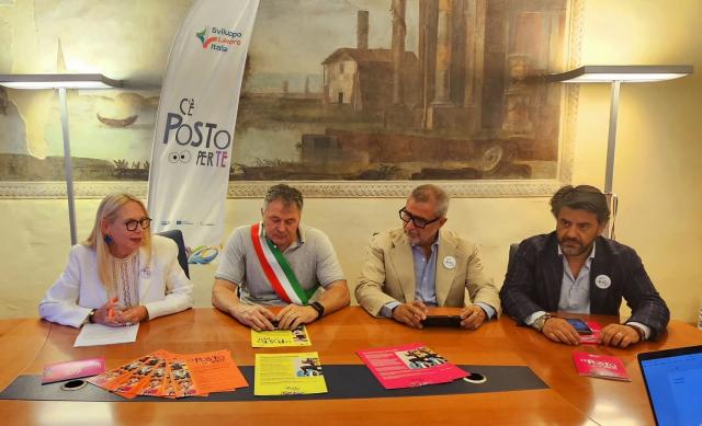 ll tour nazionale di Sviluppo Lavoro Italia fa tappa a Foligno per avvicinare i giovani al mondo del lavoro