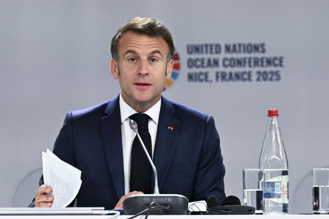 Vertice a Ginevra con Iran, Francia, Germania e Regno Unito, Macron: "Presenteremo offerta di negoziato completa sul nucleare