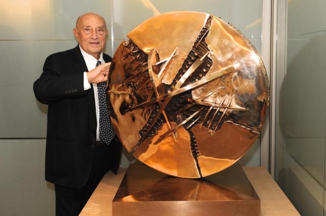 Arnaldo Pomodoro