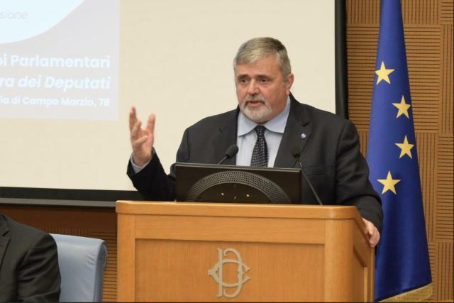 Dati CNEL. Paolo Capone, Leader UGL: &ldquo;Crescita occupazionale incoraggiante. Fondamentale investire sulla formazione&rdquo;