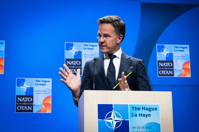Vertice Nato all'Aia, Rutte insiste: "La minaccia principale &egrave; la Russia, nel 2025 oltre 50 mld $ di 'aiuti' militari per Kiev"