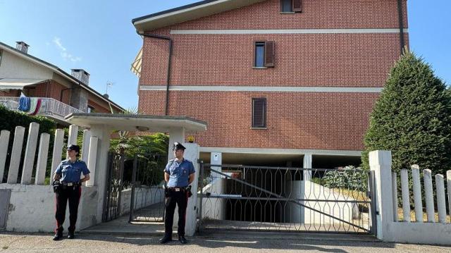 Rivalta (TO), donna trovata morta in casa, marito 55enne annegato nel Lago Grande di Avigliana, ipotesi omicidio-suicidio dopo una lite