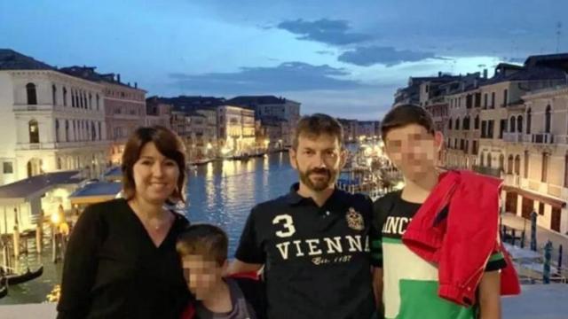 Paderno Dugnano, Procura chiede 20 anni per Riccardo Chiaroni, nel 2024 uccise con 108 coltellate padre, madre e fratello 12enne