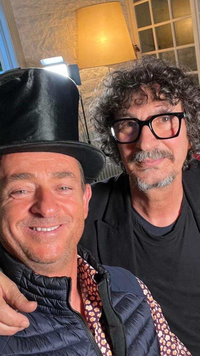 E io ci sto&hellip; Rino Gaetano: l&rsquo;anima ribelle che canta ancora oggi &ndash; Il docufilm evento di Leonardo Metalli Speciale Tg1 su Raiuno"